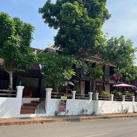Golden Lotus Namkhan View Hotel Luang Prabang Exterior photo