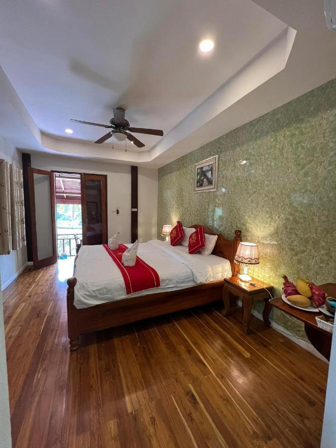 Golden Lotus Namkhan View Hotel Luang Prabang Exterior photo