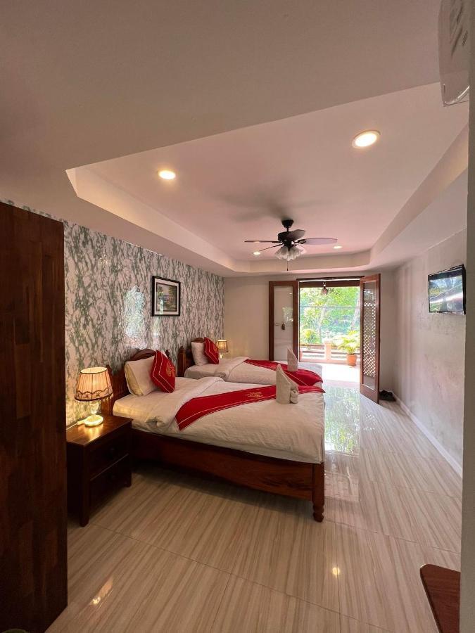 Golden Lotus Namkhan View Hotel Luang Prabang Exterior photo