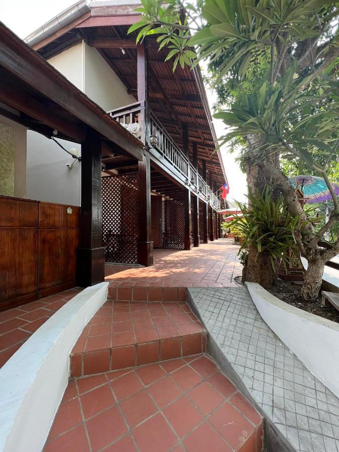Golden Lotus Namkhan View Hotel Luang Prabang Exterior photo