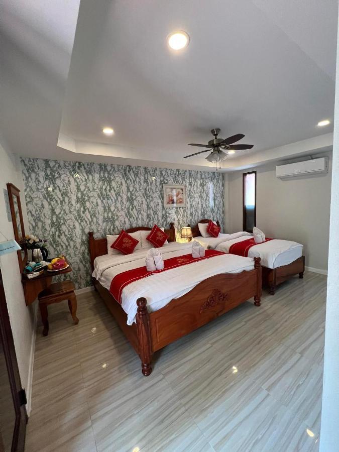 Golden Lotus Namkhan View Hotel Luang Prabang Exterior photo