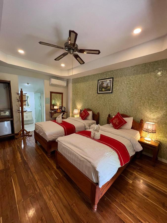 Golden Lotus Namkhan View Hotel Luang Prabang Exterior photo