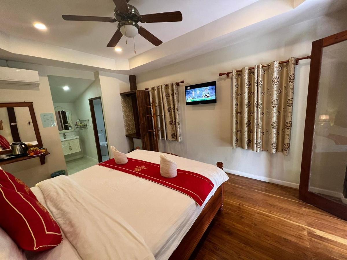 Golden Lotus Namkhan View Hotel Luang Prabang Exterior photo
