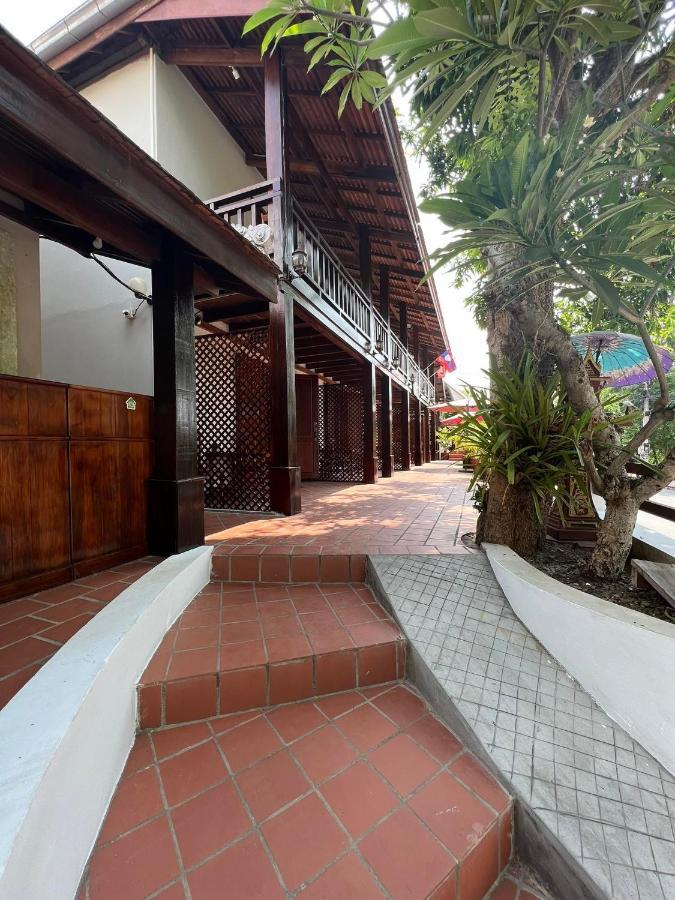 Golden Lotus Namkhan View Hotel Luang Prabang Exterior photo