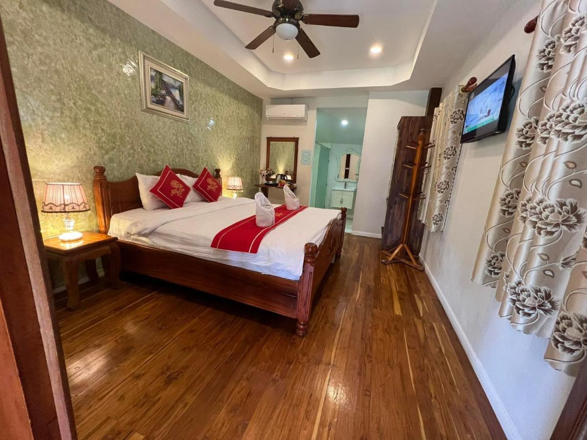 Golden Lotus Namkhan View Hotel Luang Prabang Exterior photo
