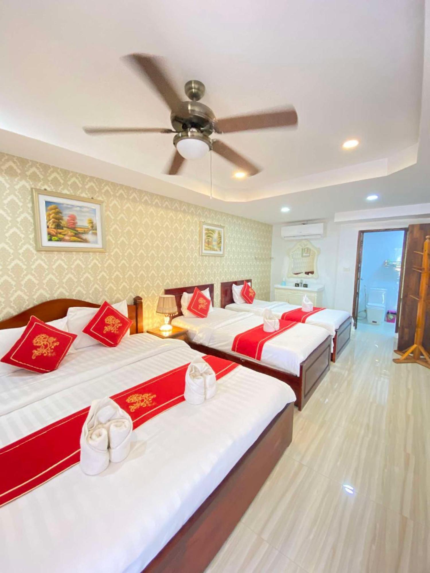 Golden Lotus Namkhan View Hotel Luang Prabang Exterior photo