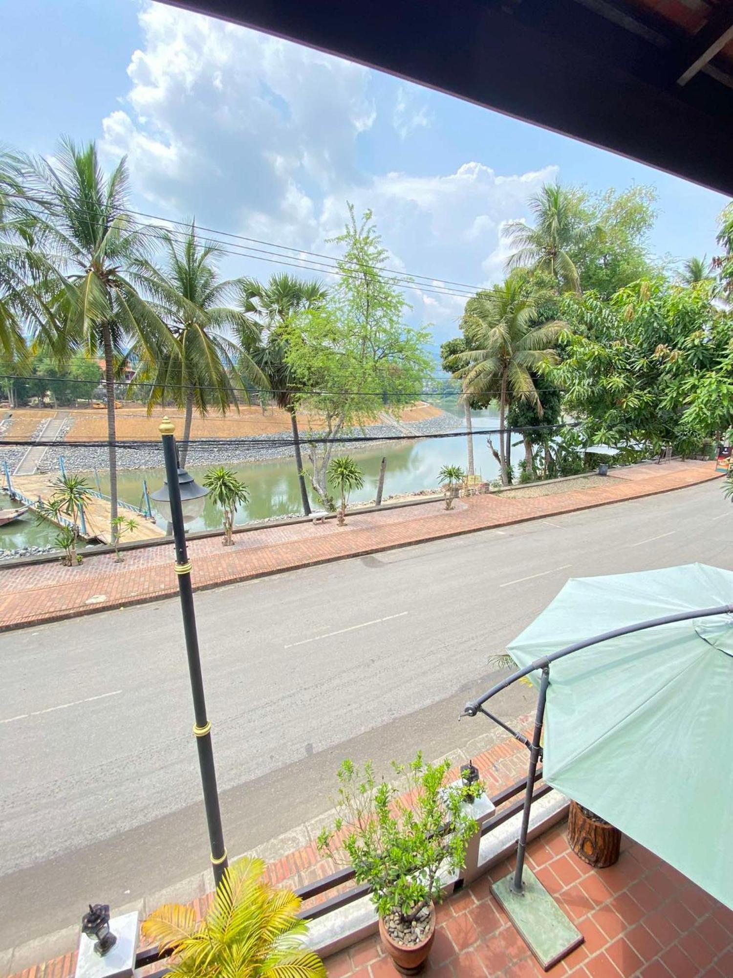 Golden Lotus Namkhan View Hotel Luang Prabang Exterior photo